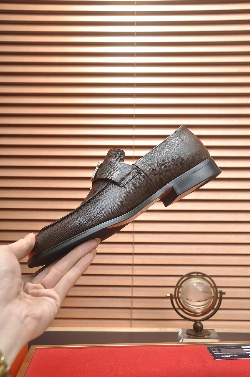 Men's shoes💰520💶[HERMES] (cowhide lining)🍀Italian top luxury🍀He does not pursue novel styles and gorgeous colors, but attracts the favor of successful men with his flawless, elegant and classic style. Formal leather shoes This very comfortable, simple and stable style allows you to easily match any style! The pattern is absolutely 1:1 refined from the original case, and we strive for excellence in materials, imported cowhide + cowhide lining💪💪💪extraordinary texture👍! .Code number: 38-45 (45 customized)